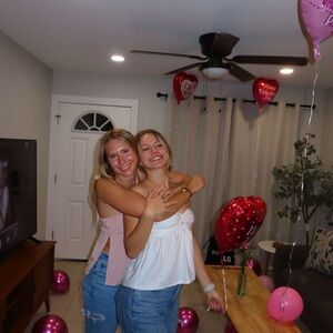 Meet your Posher, Elly